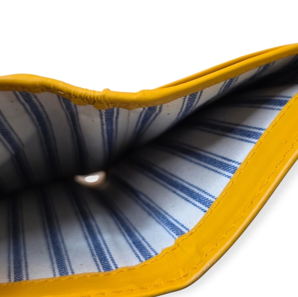 NWT Dooney & Bourke Smooth Leather Mustard Front Flap Wallet - Picture 6 of 8